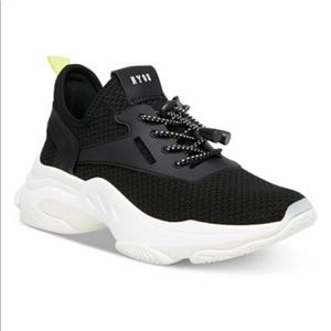 Steve Madden Myles Sneaker